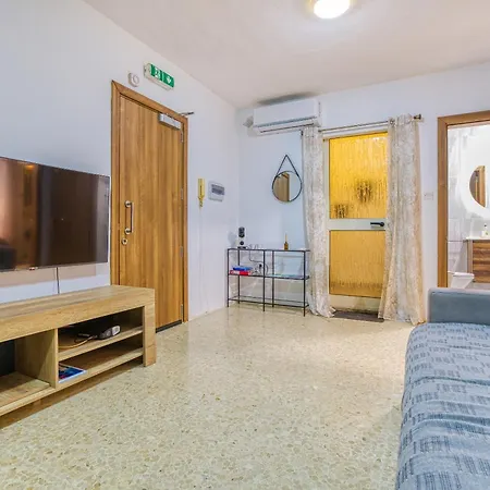 Διαμέρισμα Lovely 1br With Full Amenities In Bugibba By 360 Estates